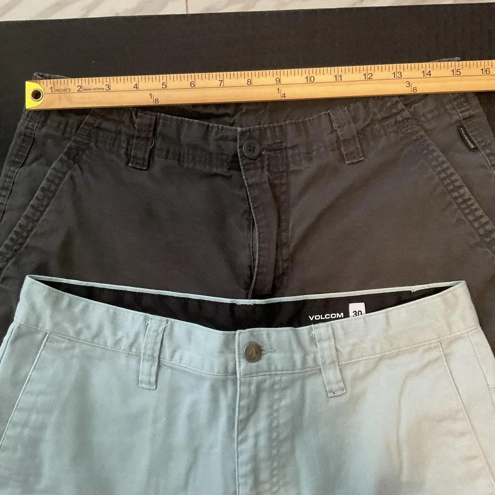Volcom/Ring of Fire Shorts Lot‎ 2 Mens 30 Multicolor Chino Cargo Pockets Summer